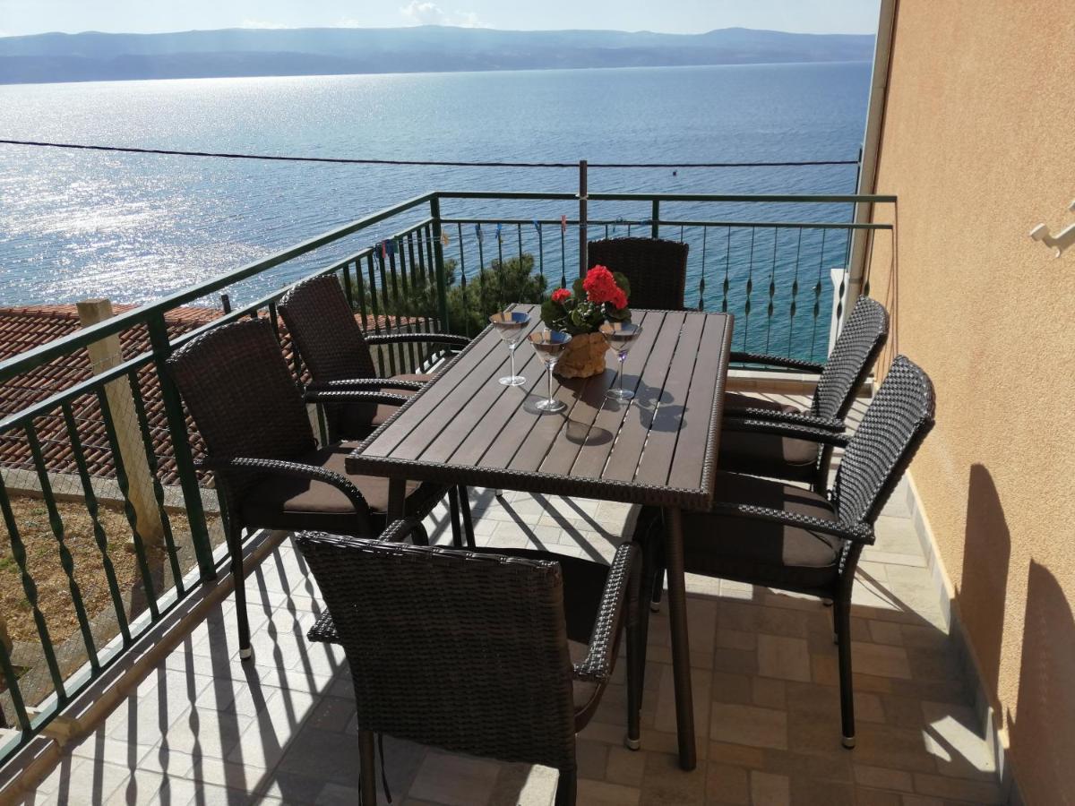House Karlo Apartments Omiš Екстериор снимка
