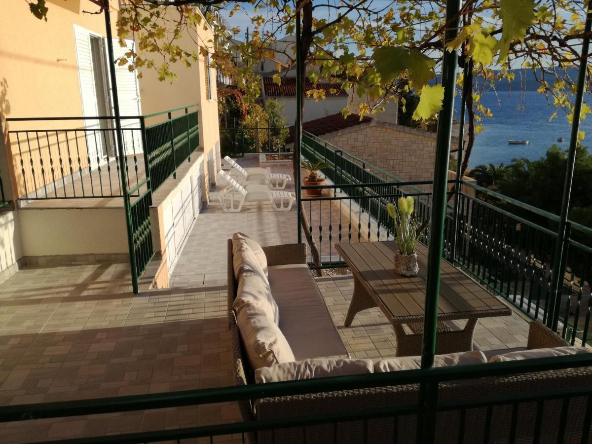 House Karlo Apartments Omiš Екстериор снимка