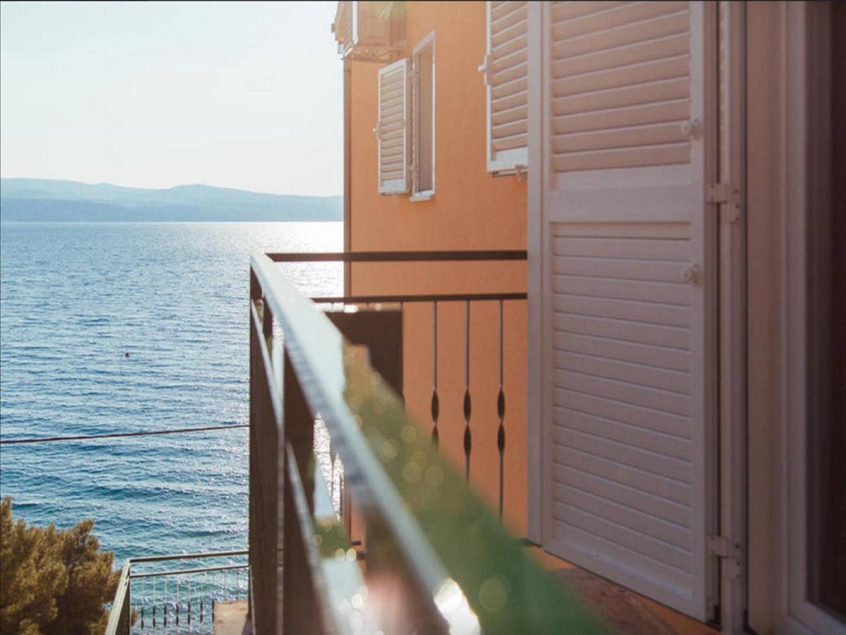 House Karlo Apartments Omiš Екстериор снимка