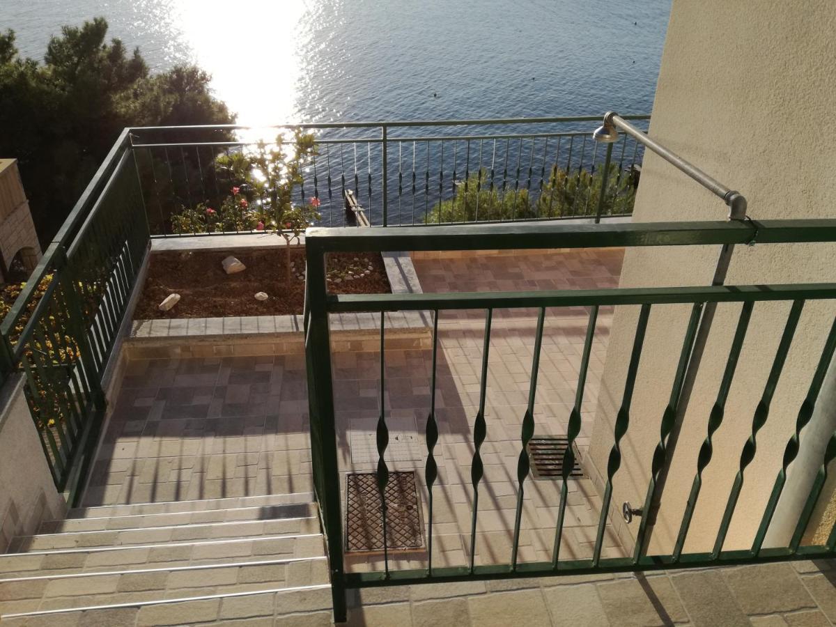 House Karlo Apartments Omiš Екстериор снимка